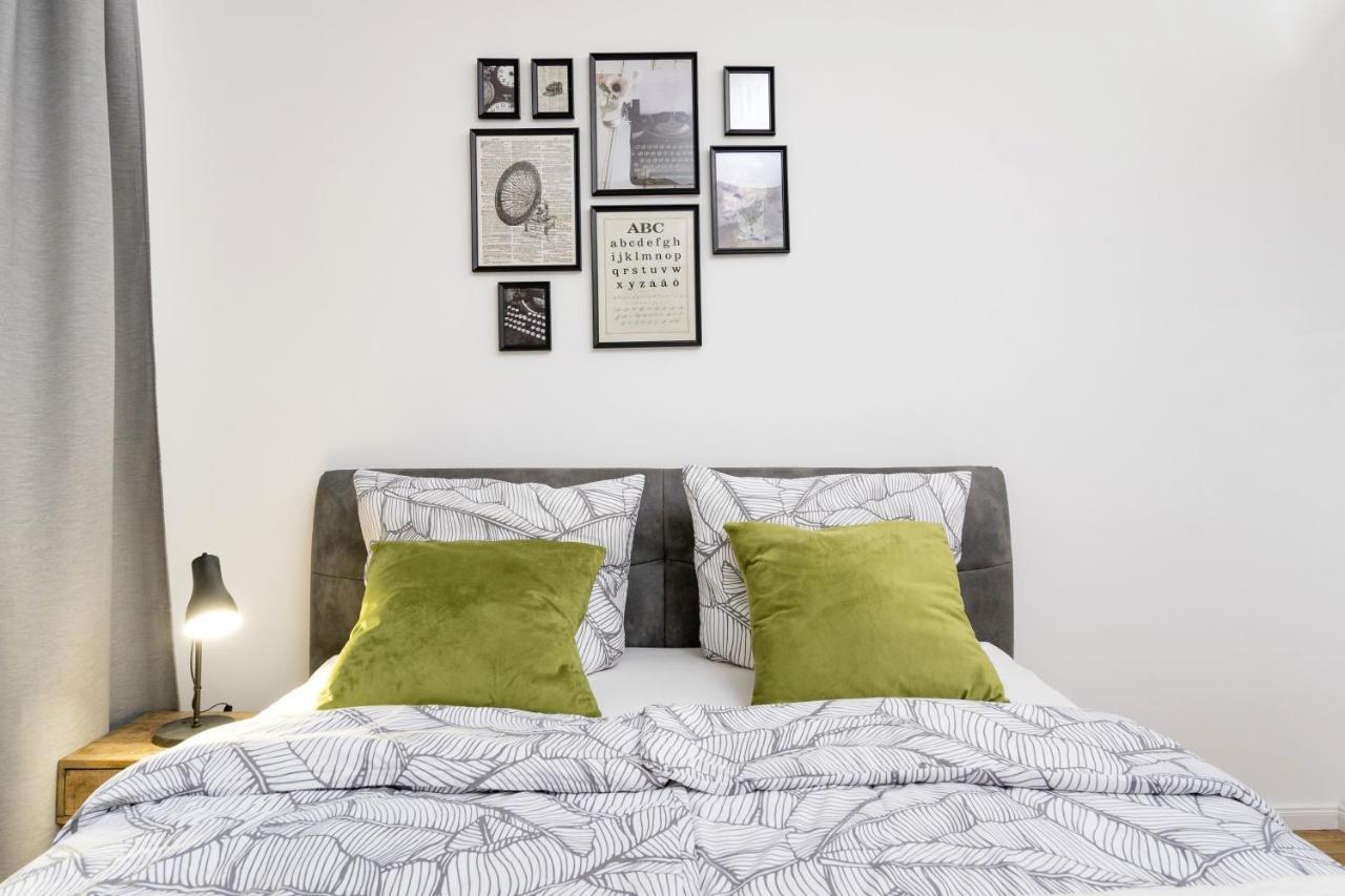 The Koburger Hh, Lovely 1 Bedroom With High Bed Up To 4 Ppl Berlin Dış mekan fotoğraf